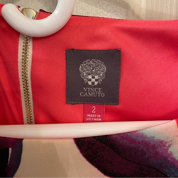 Vince Camuto Botanical Dress - Picture 3 of 4